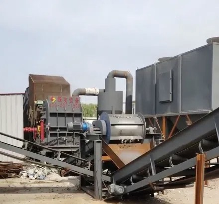 时产3 -5吨的200型路友破碎机在河北地区上岗