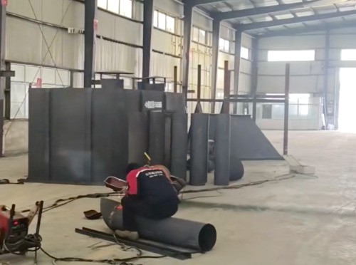 废铝破碎线和分选设备安装现场
