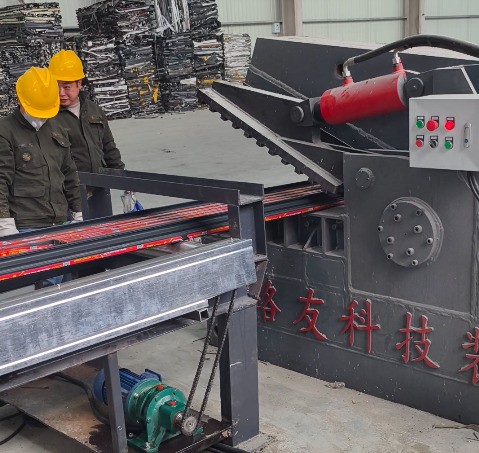 客户液压剪使用现场