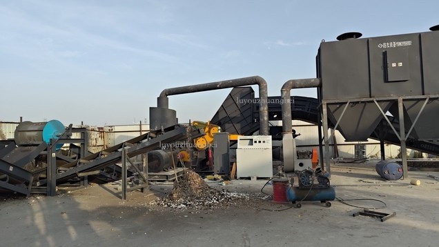 在祖国一个地方又有一条路友315废钢破碎险诞生啦！