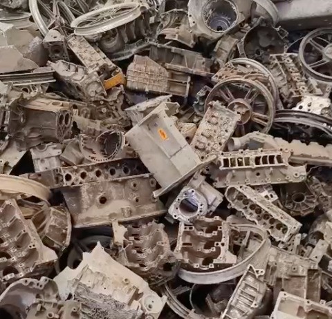 汽车机铝配件破碎处理效果