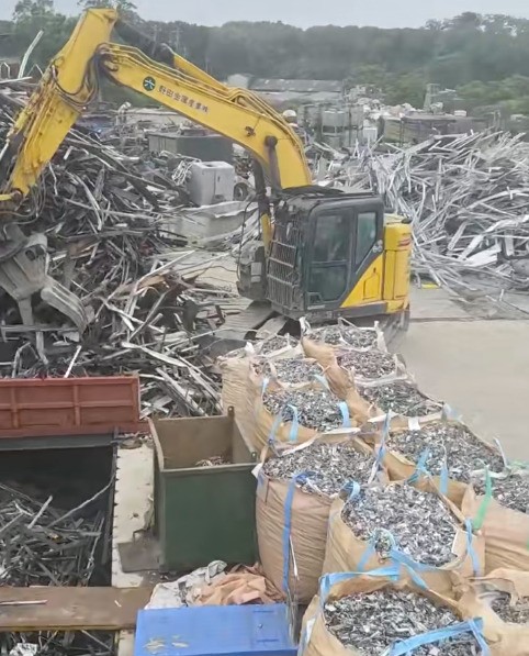日本废铝破碎机