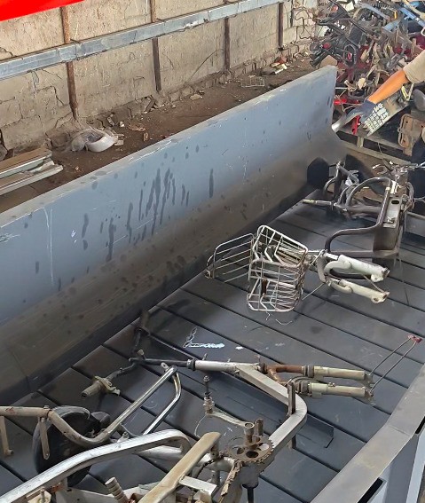 200型电动车架破碎机在日照投产
